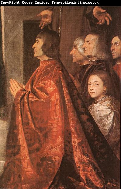 TIZIANO Vecellio Madonna with Saints and Members of the Pesaro Family (detail) wt